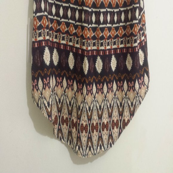 Live 4 Truth Pattern Print Sleeveless Top - Picture 5 of 7